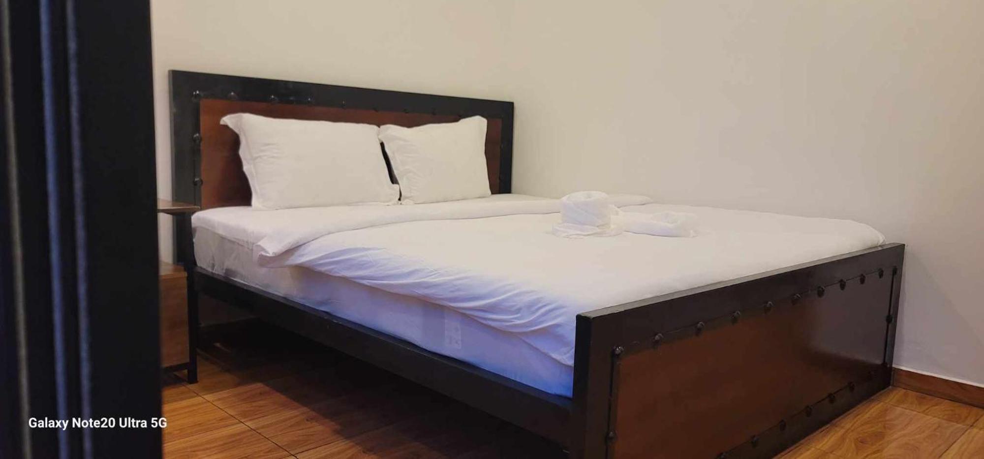 Park Inn Boutique And Hostel Kampot Extérieur photo